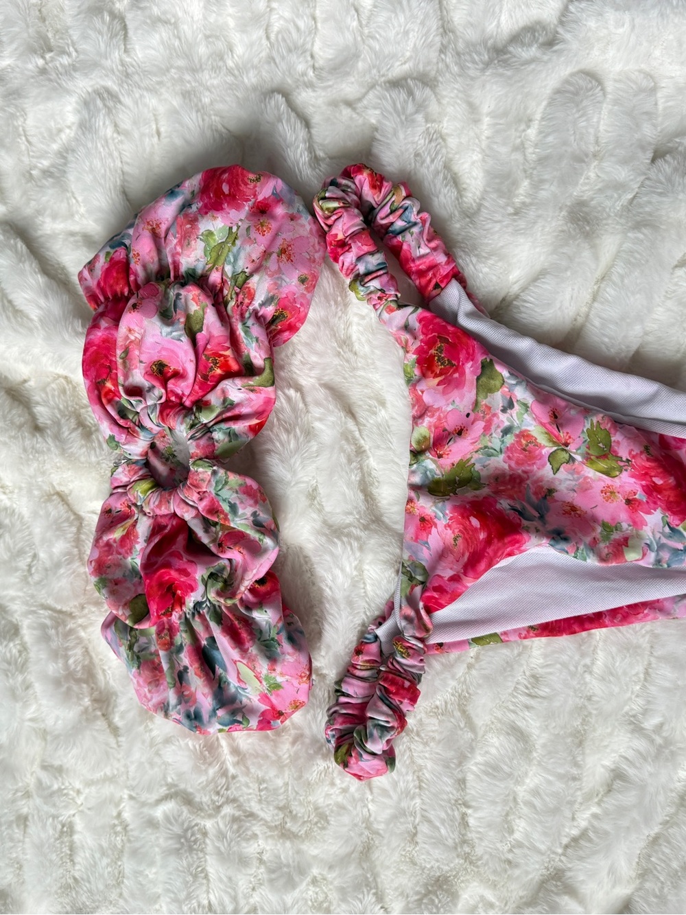 Assorted bikinis - Picture 7 of 8